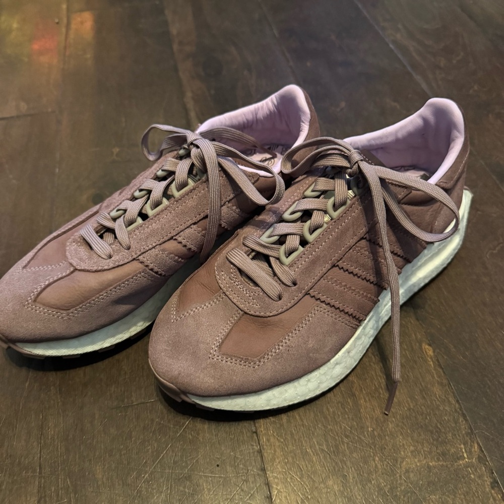Adidas Women’s Size 6.5